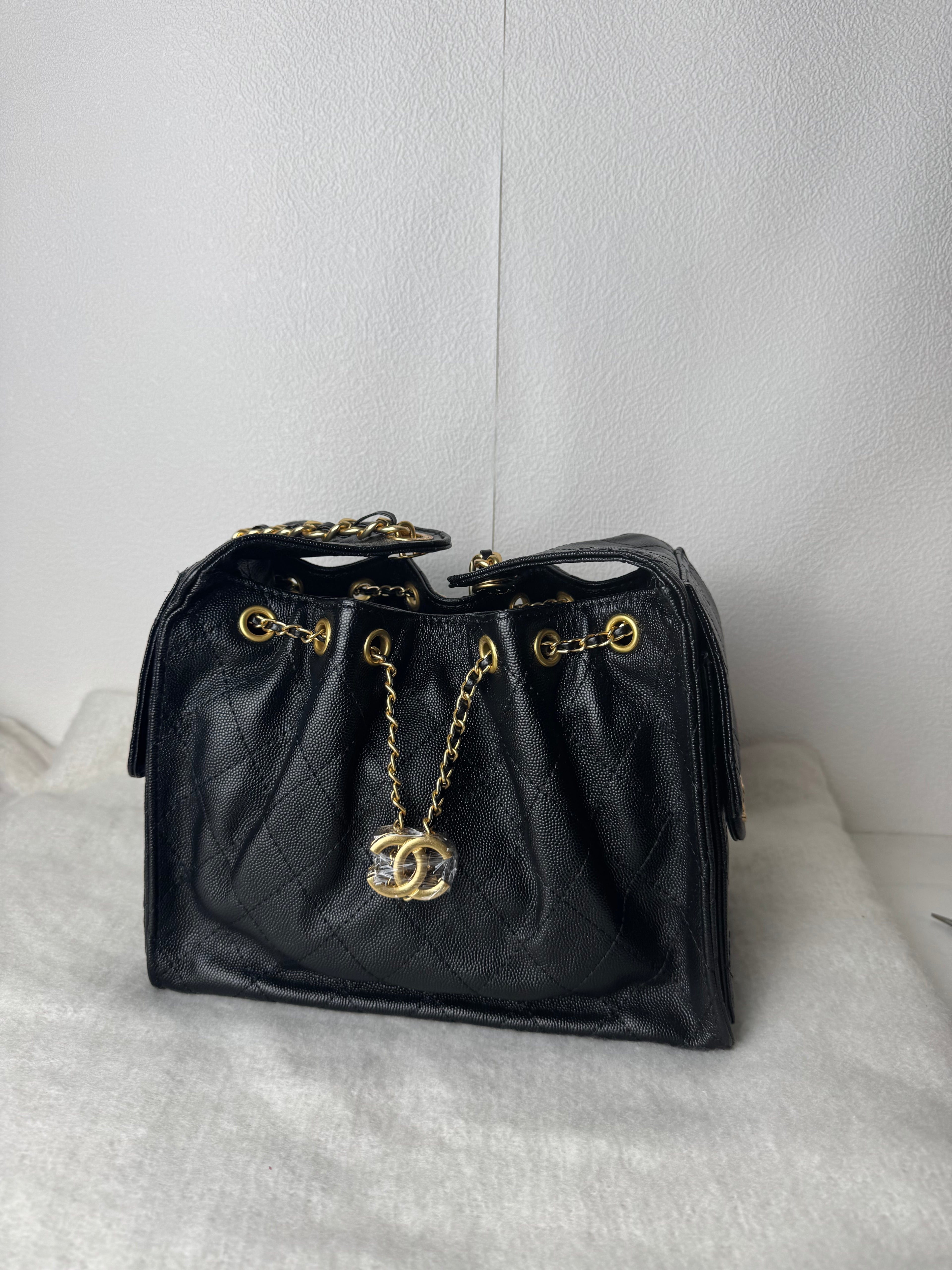 Chanel 25
