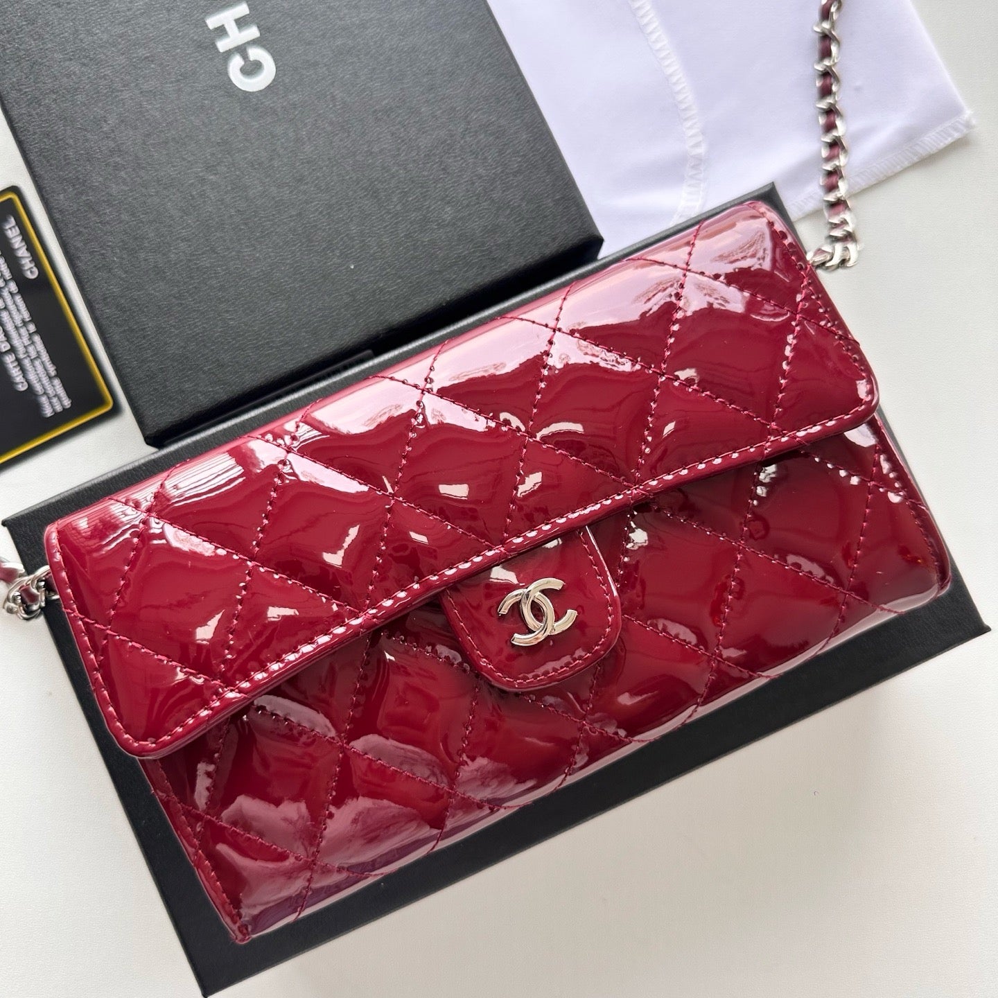 Chanel Wallet [bordeau glassy]