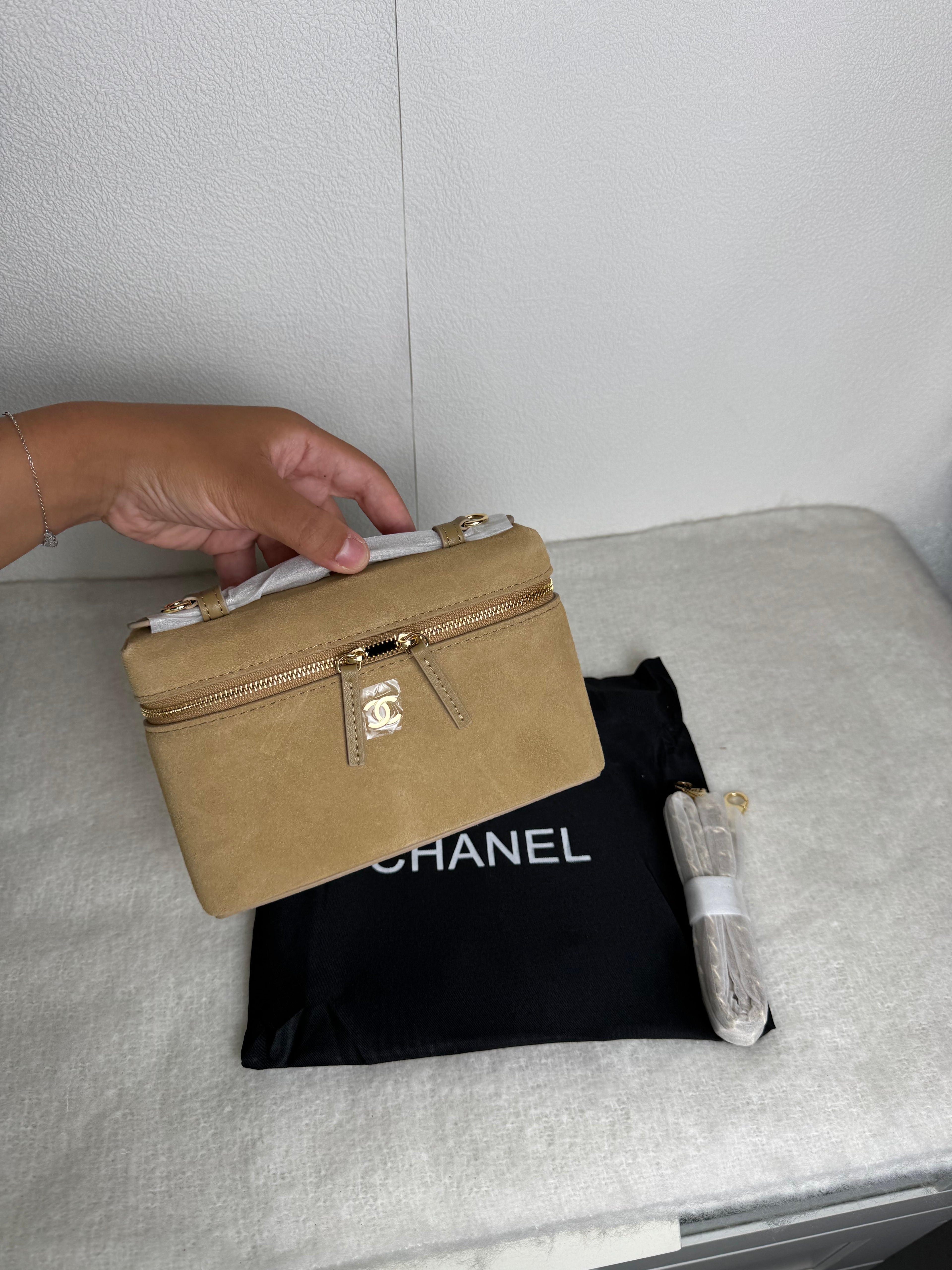Chanel Suède