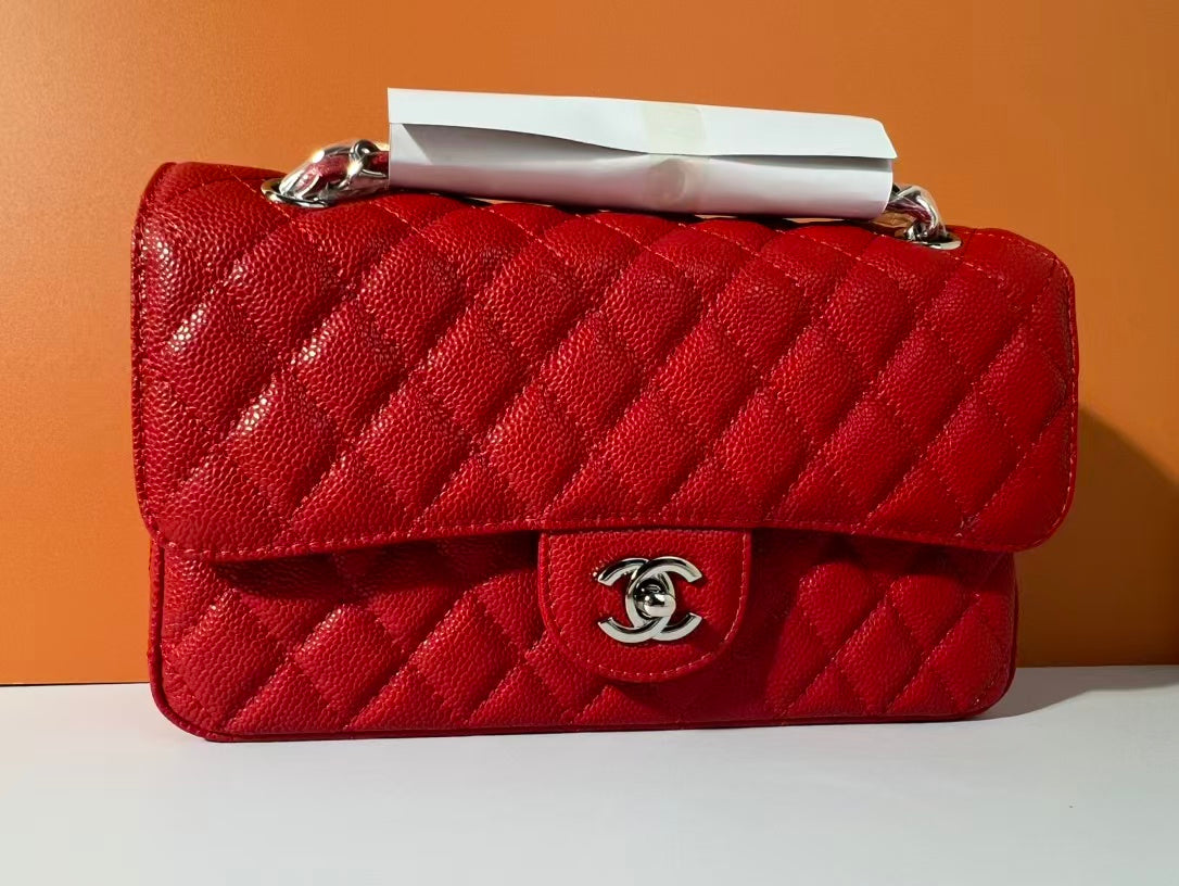 Chanel Medium Granulé