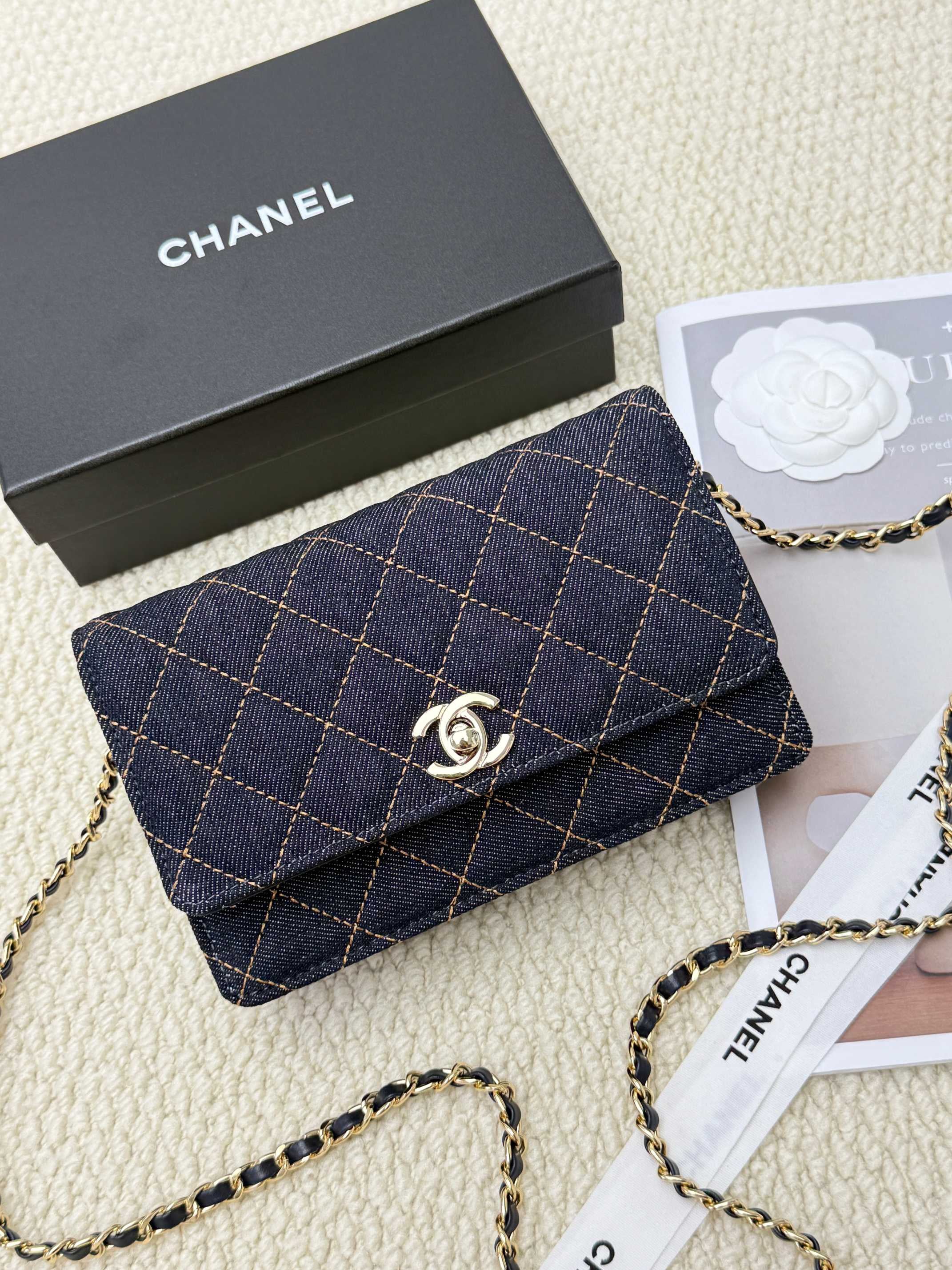 Chanel Wallet On Chain