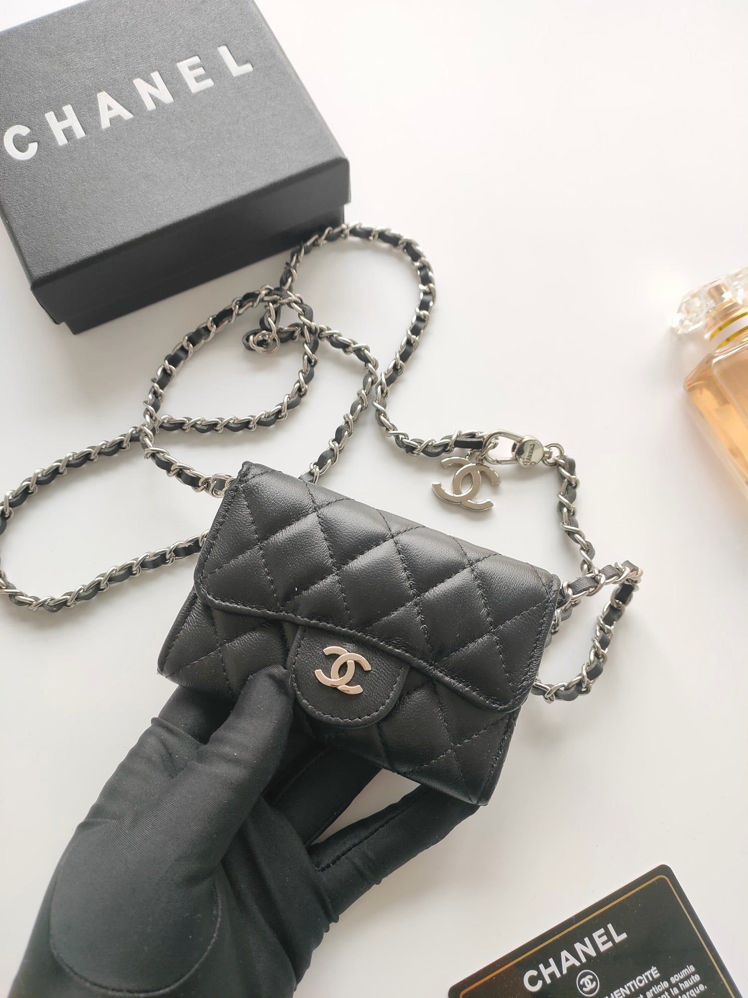 Mini cc [noir] lisse/argent
