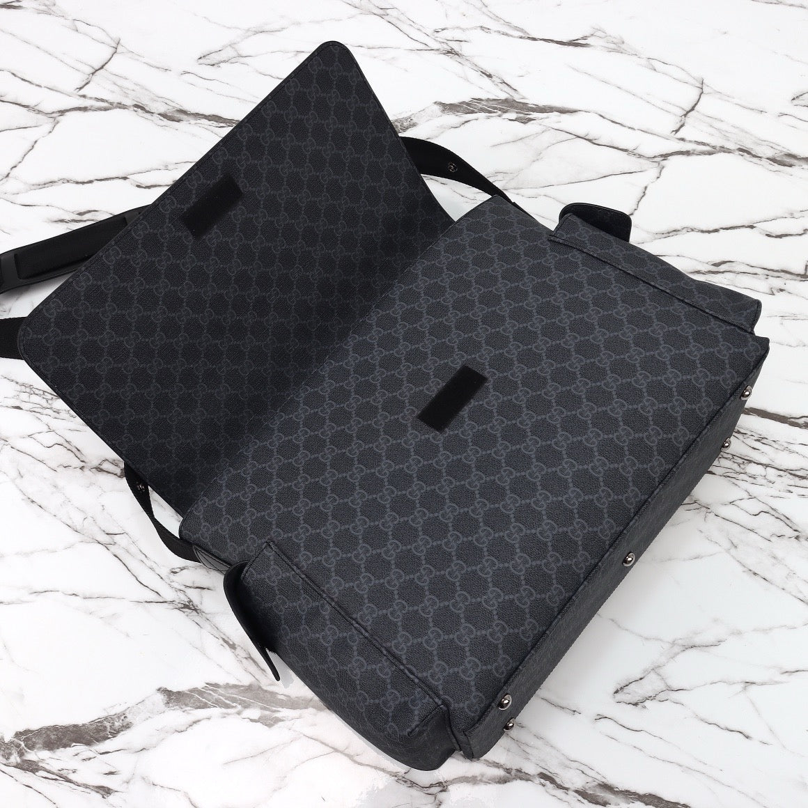 Sac à langer LV