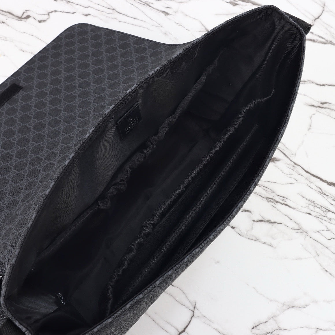 Sac à langer LV
