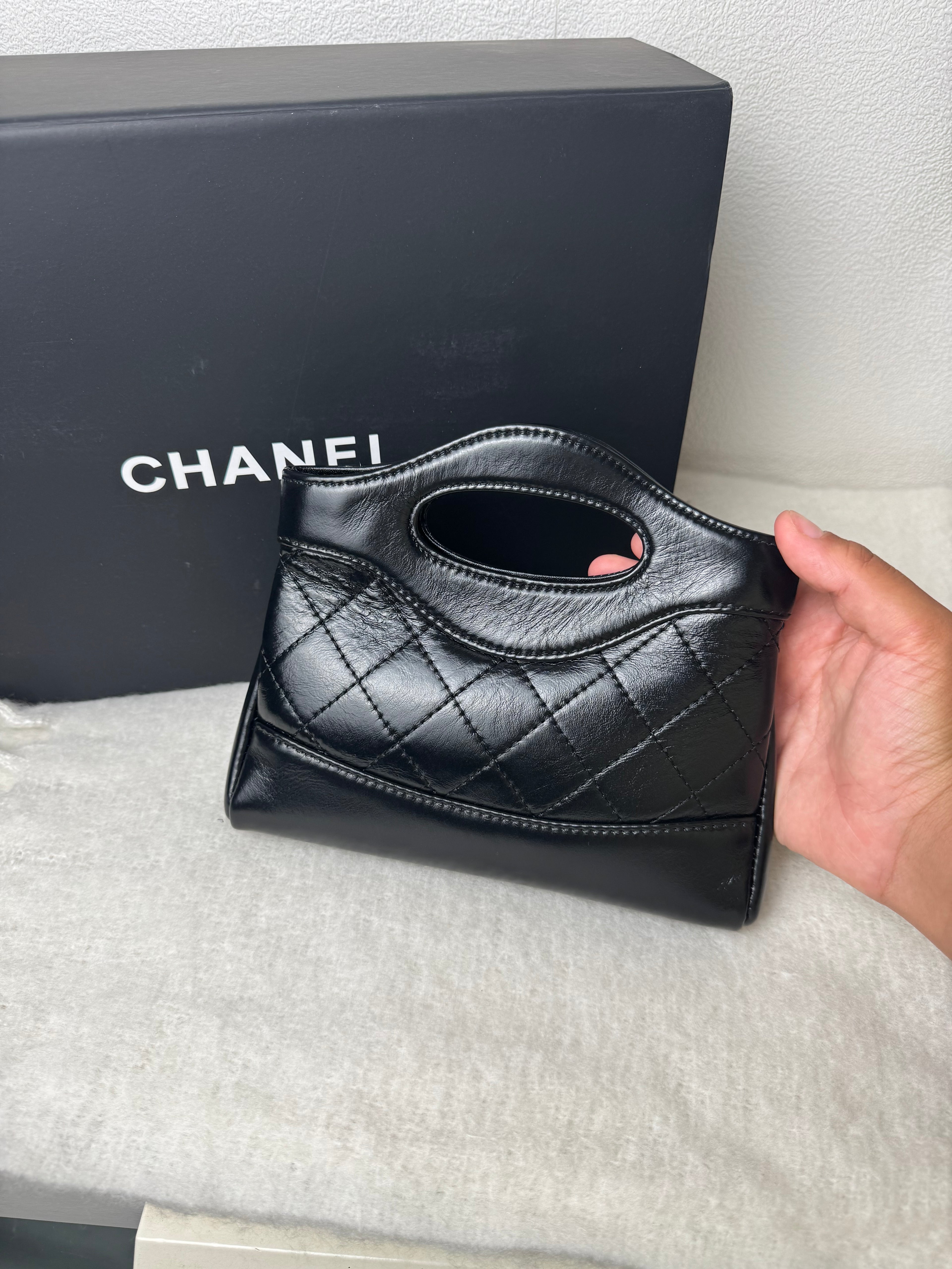 Flat mini chanel 31