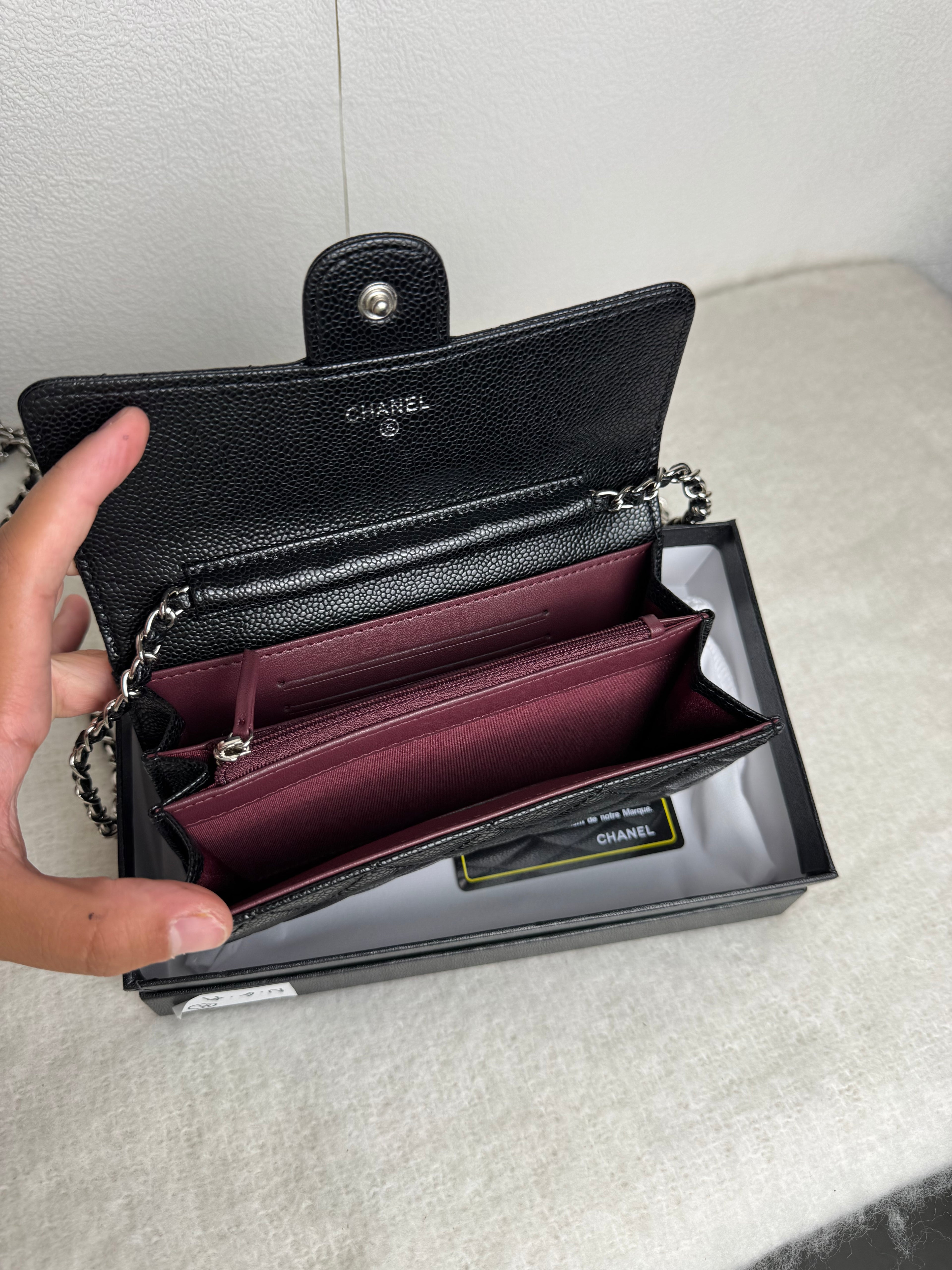 Chanel Wallet [noir/granulé/argent]