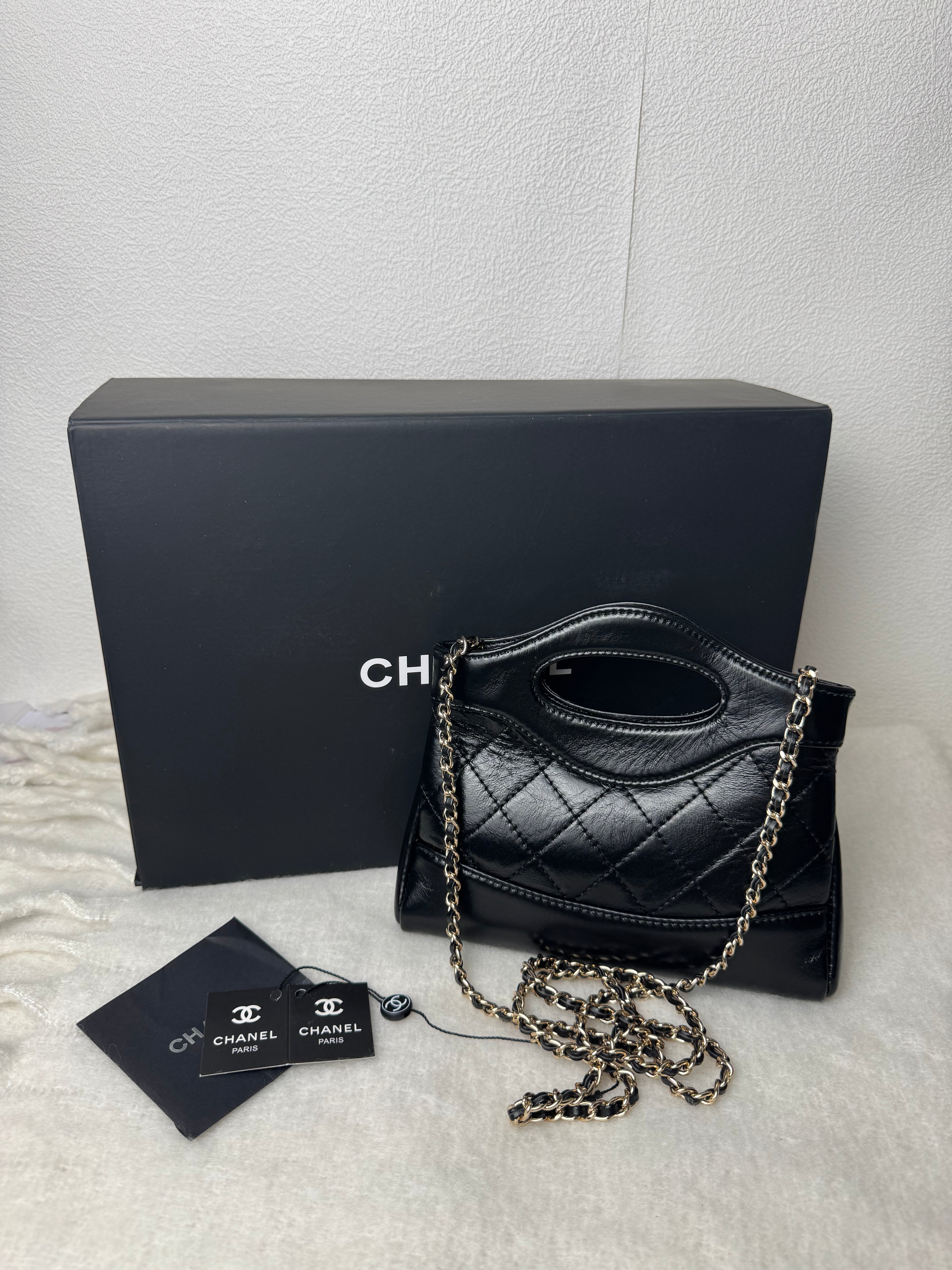 Flat mini chanel 31
